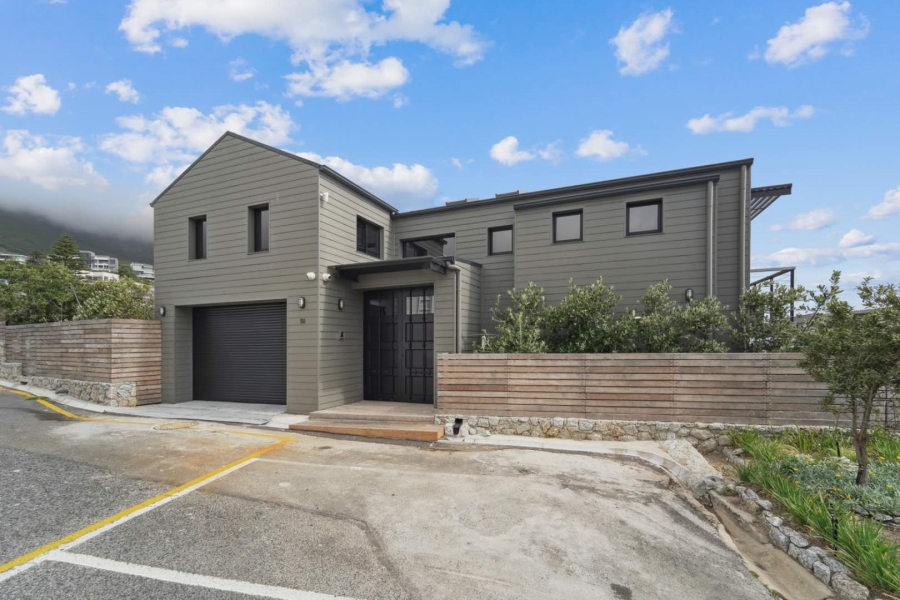 5 Bedroom Property for Sale in Bakoven Western Cape